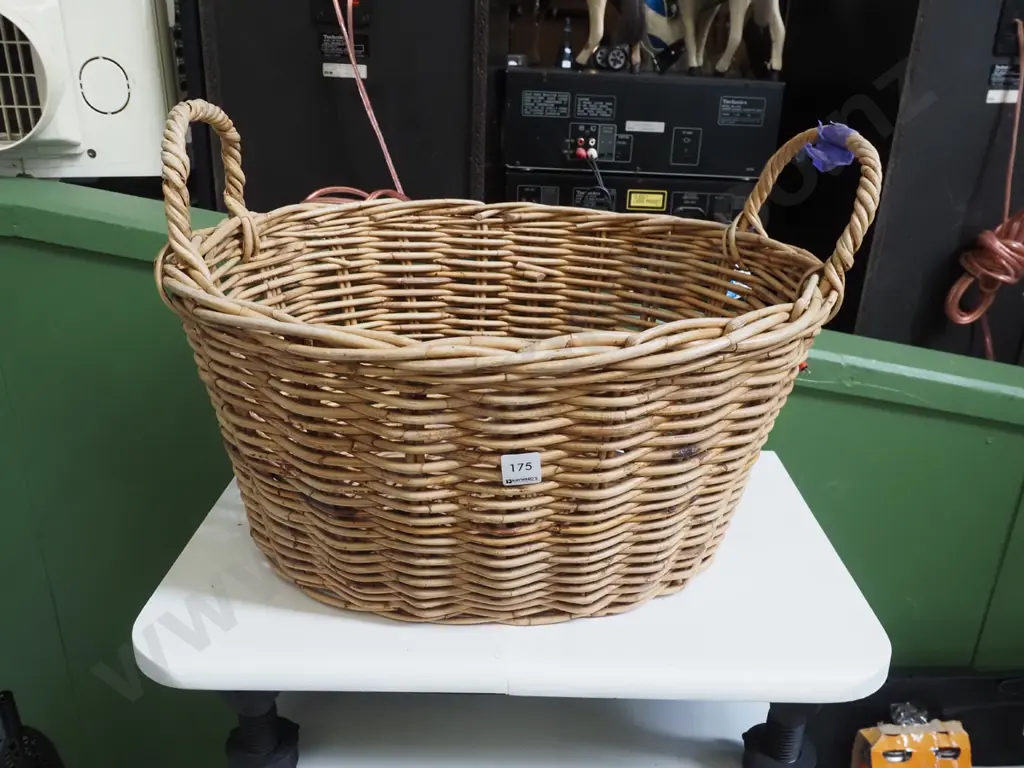 cane laundry hamper Image 1++