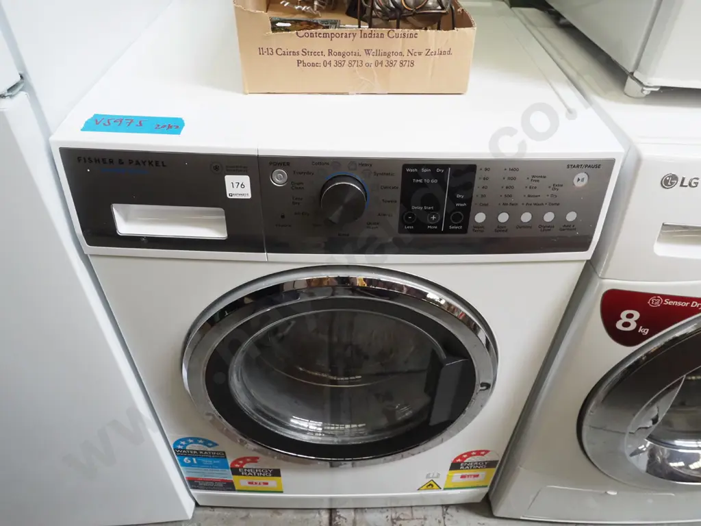 F&P late model washer/dryer Image 1++