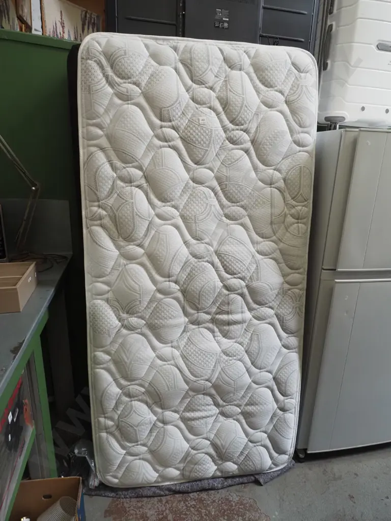 Sleephead single bed base and mattress Image 1++