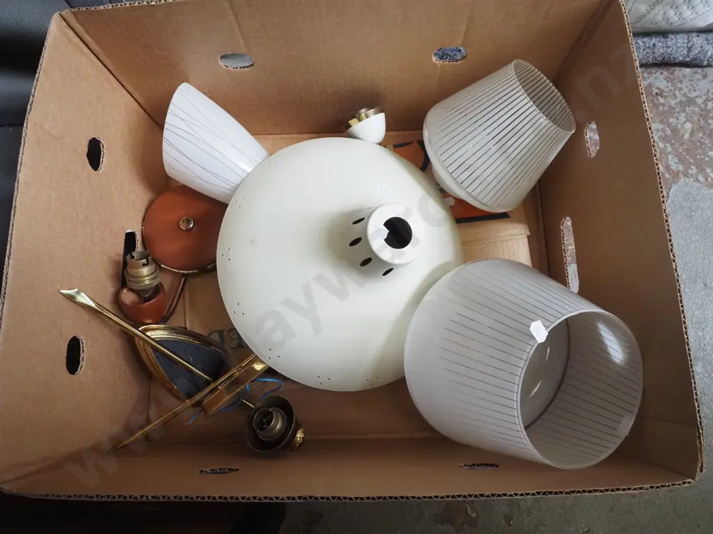 box of light shades Image 1++