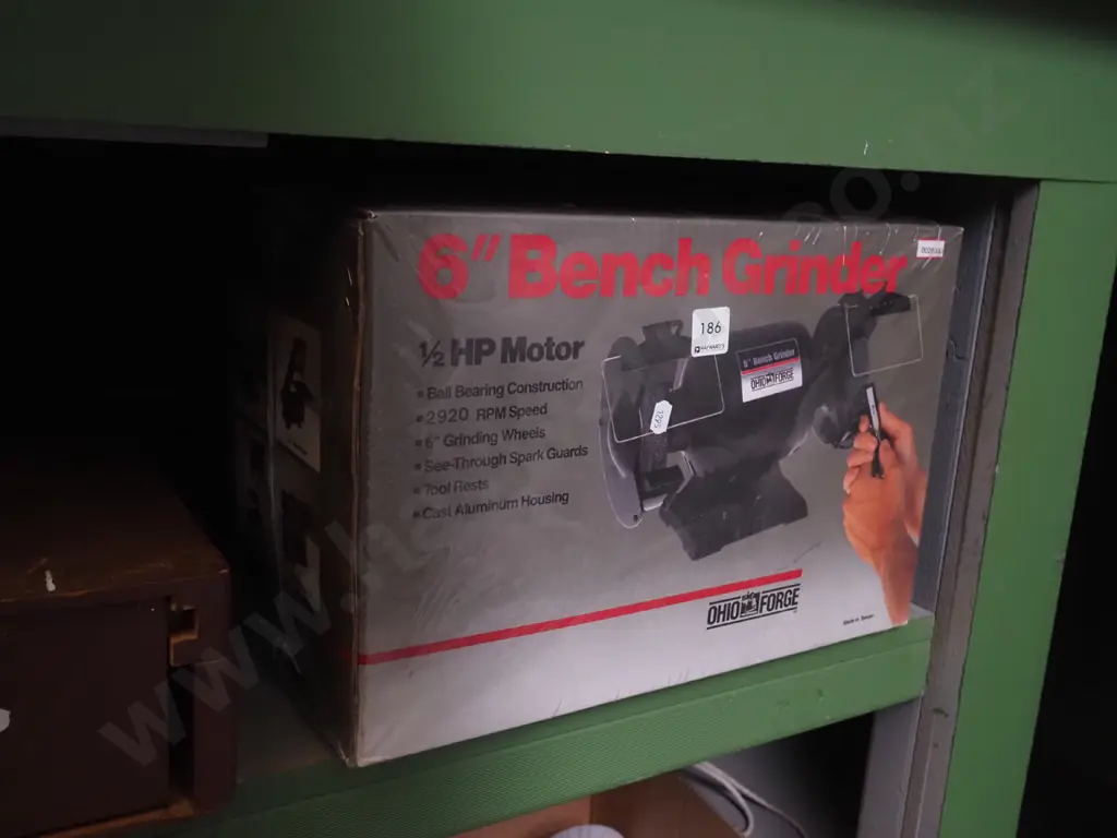 as-new boxed Ohio Forge 6" bench grinder Image 1++