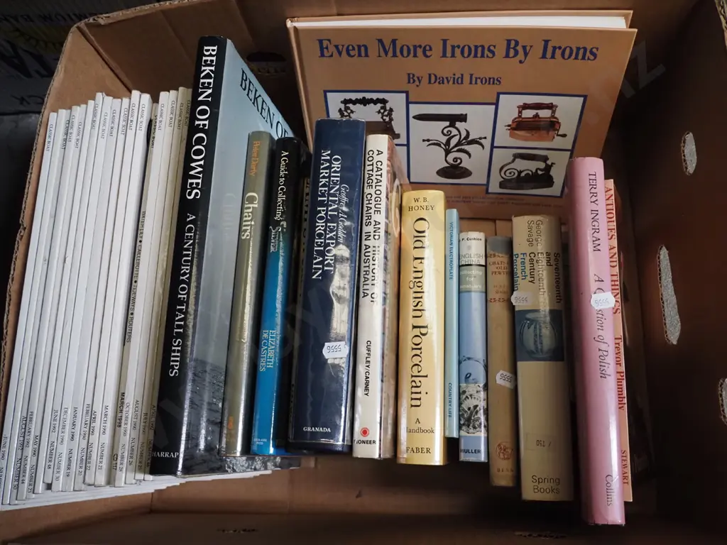 box; books, classic folk magazines Image 1++