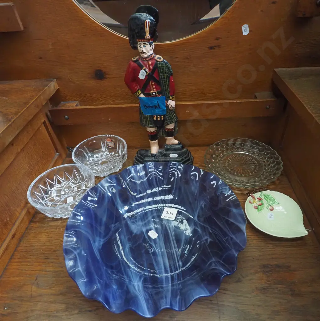 3x glass bowls, leaf pin dish, damaged cast iron Scottish guard door stop Image 1++