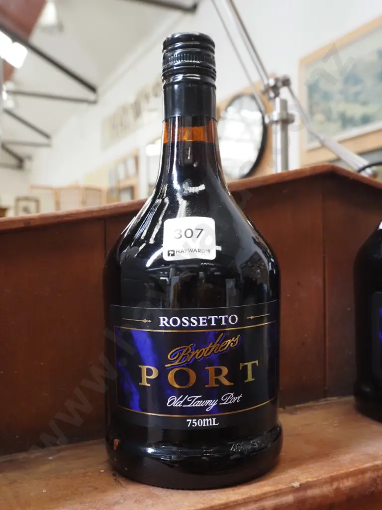 bottle of Rosetto port Image 1++