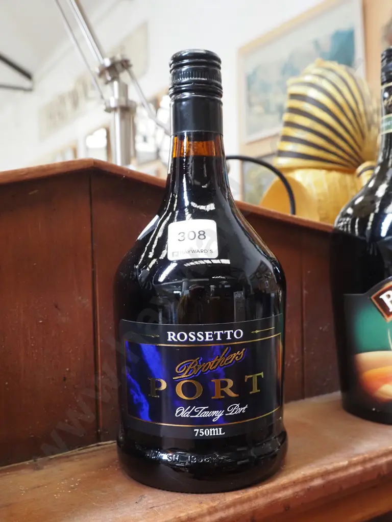 bottle of Rosetto port Image 1++