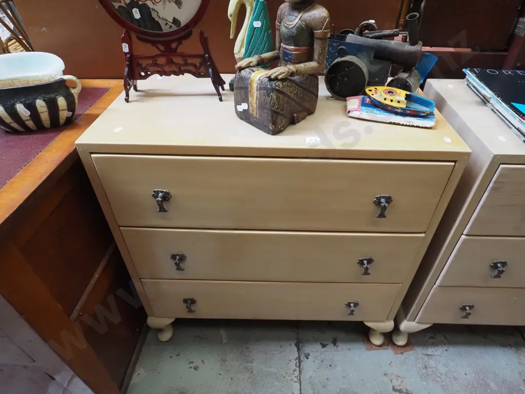 rimu cab leg 3 drawer chest H-730 W-710 D-360 Image 1++