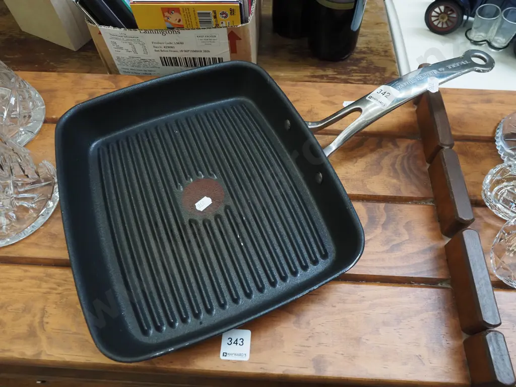 Jamie Oliver tefal frying pan Image 1++