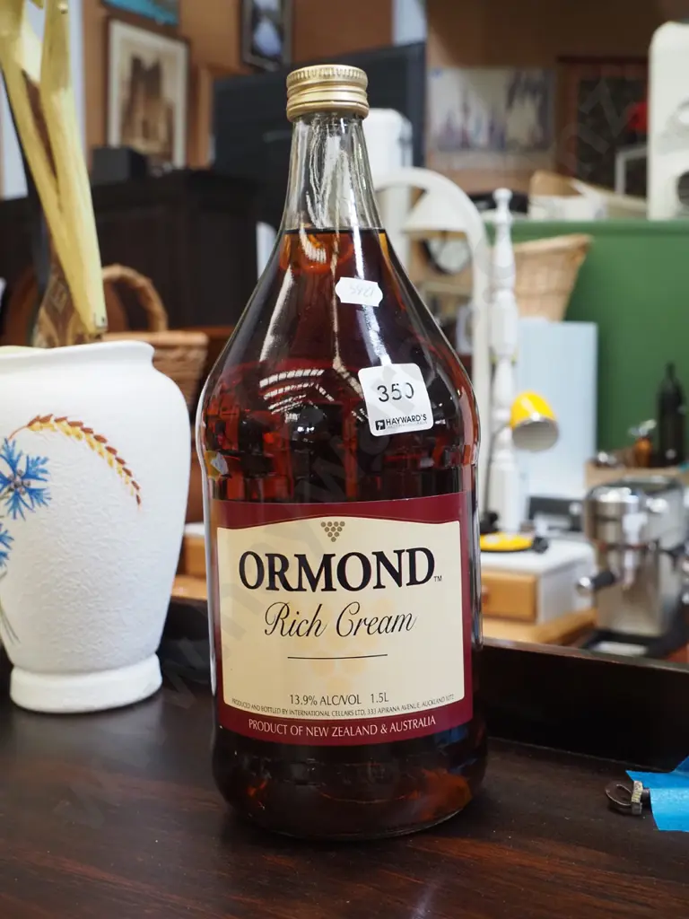 bottle of Ormond rich cream sherry Image 1++