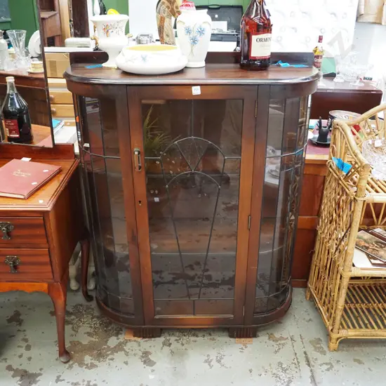 deco leadlight china cabinet - cracks to leadlight, borer in wood - key in office