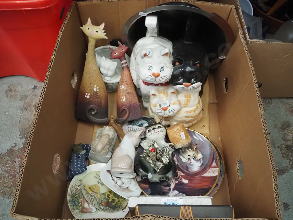 box; cat figurines, plates, stainless steel bowl etc Image 1++