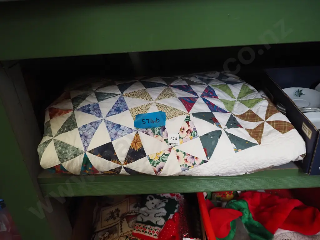 patchwork quilt Image 1++