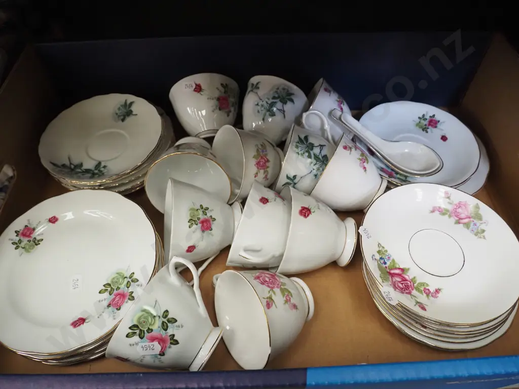 box of cups and saucers Image 1++