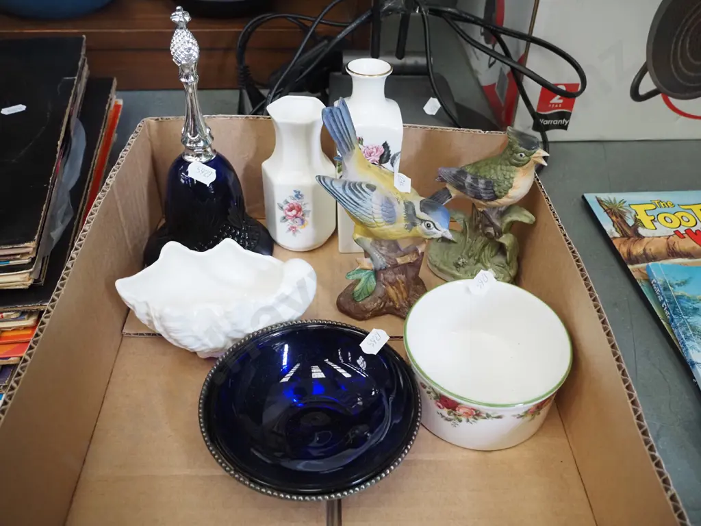 box; bird figurines, vases etc Image 1++