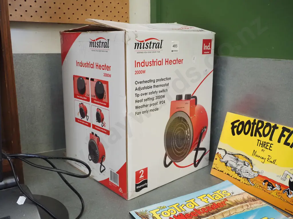 as-new boxed Mistral 2000W industrial heater Image 1++
