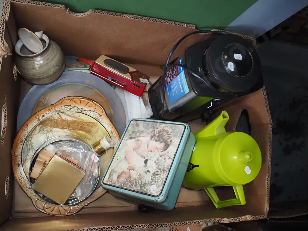 box; plates, beads, coffee perc etc Image 1++