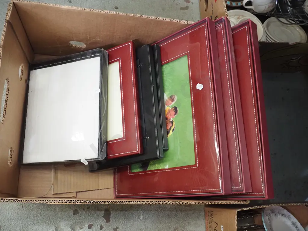 box; photo frames Image 1++