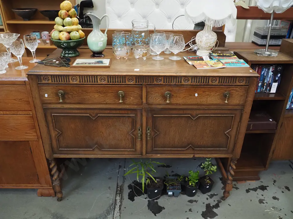 oak 2 door 2 drawer buffet sideboard H-1100 W-1240 D-540 Image 1++
