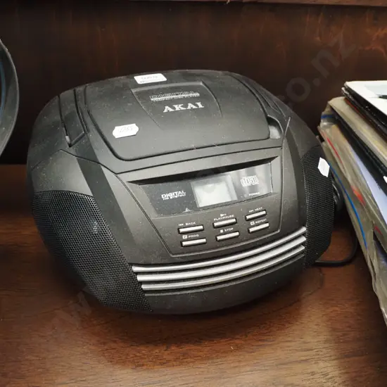 Akai CD player