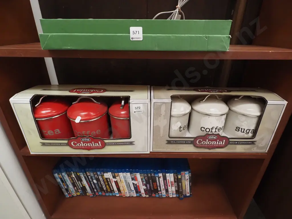 2x boxes of Colonial storage canisters Image 1++