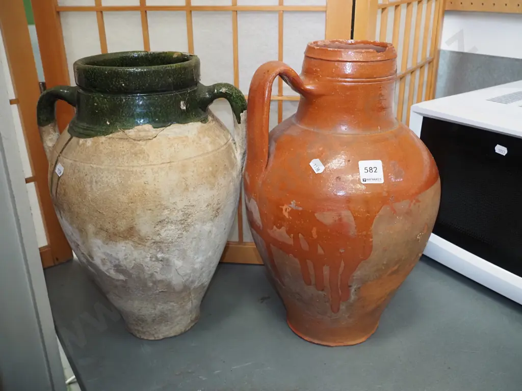 2x terracotta vases -some damage Tallest H-380 Image 1++