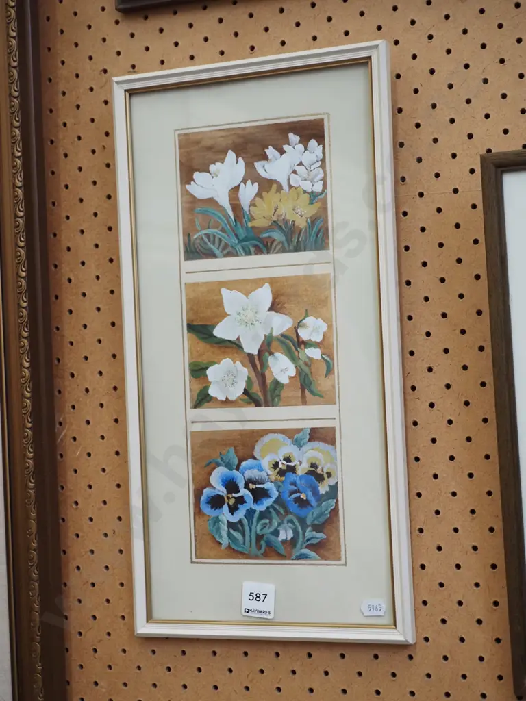 framed acrylic - triptych flowers Image 1++