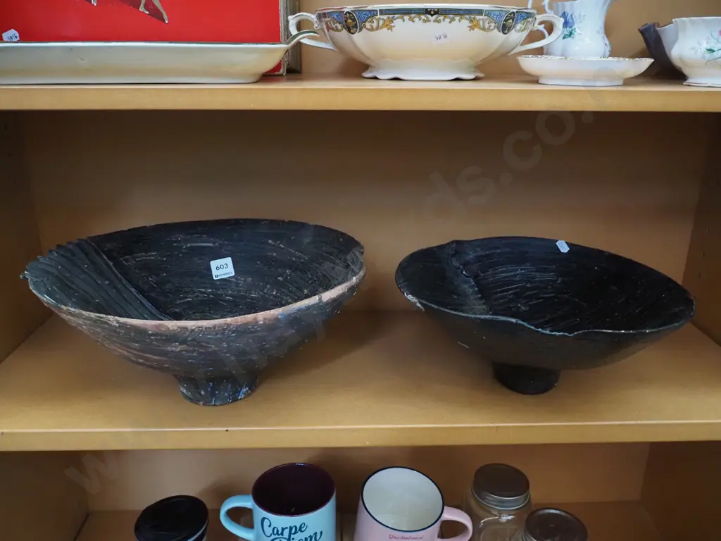 2x pottery bowls Image 1++