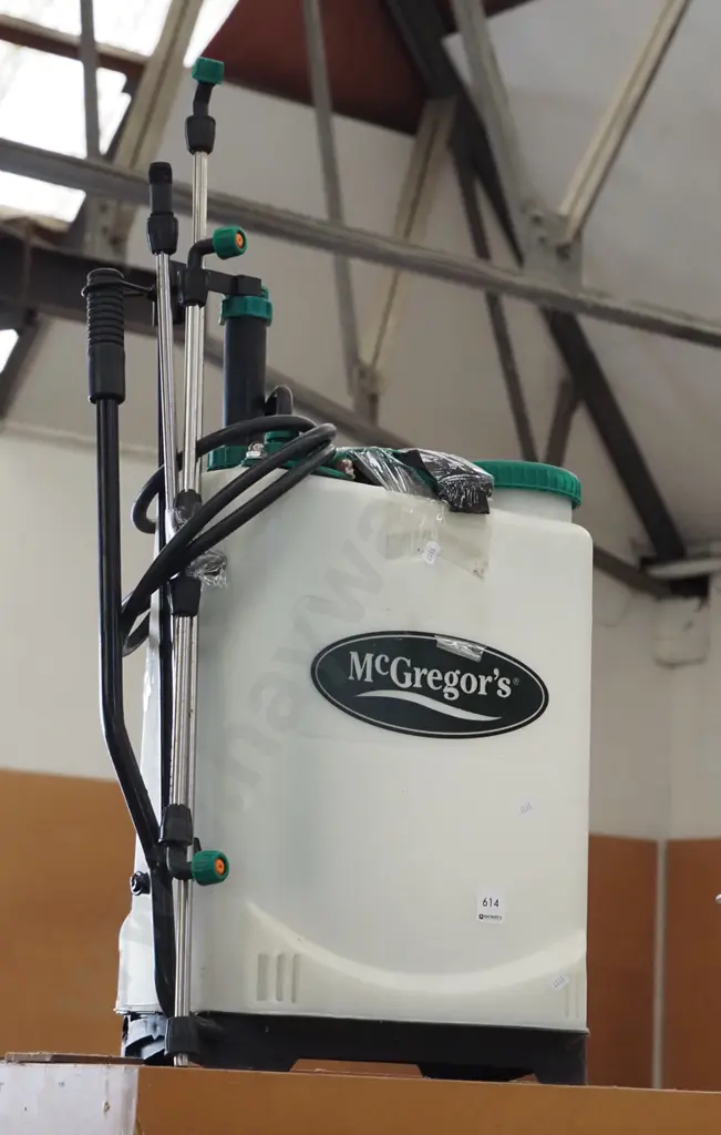 McGregors backpack sprayer Image 1++