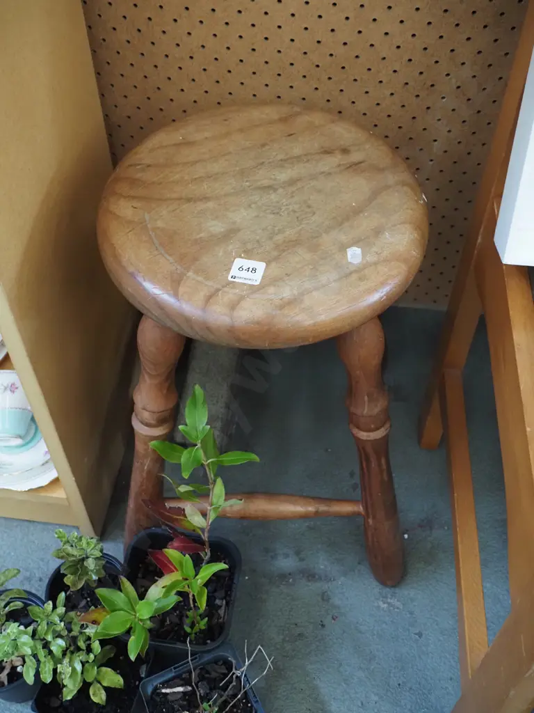 wooden stool Image 1++
