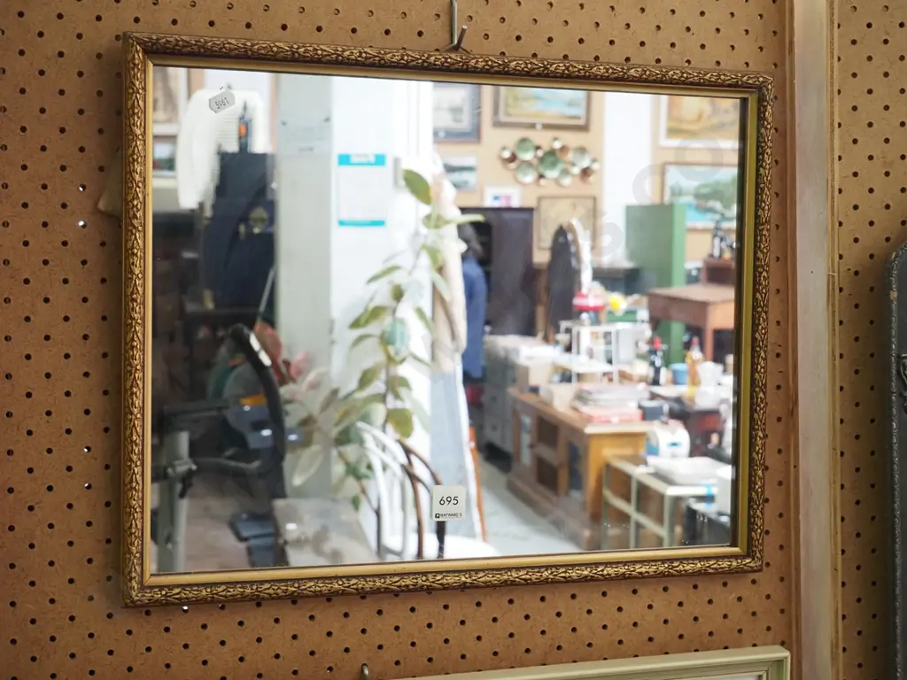 gilt framed wall mirror Image 1++