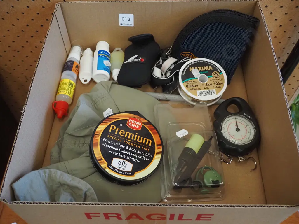 fishing accessories; scales, hat, line Image 1++