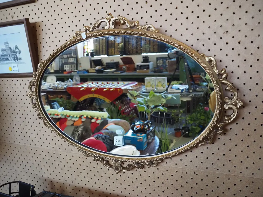 gilt framed wall mirror Image 1++