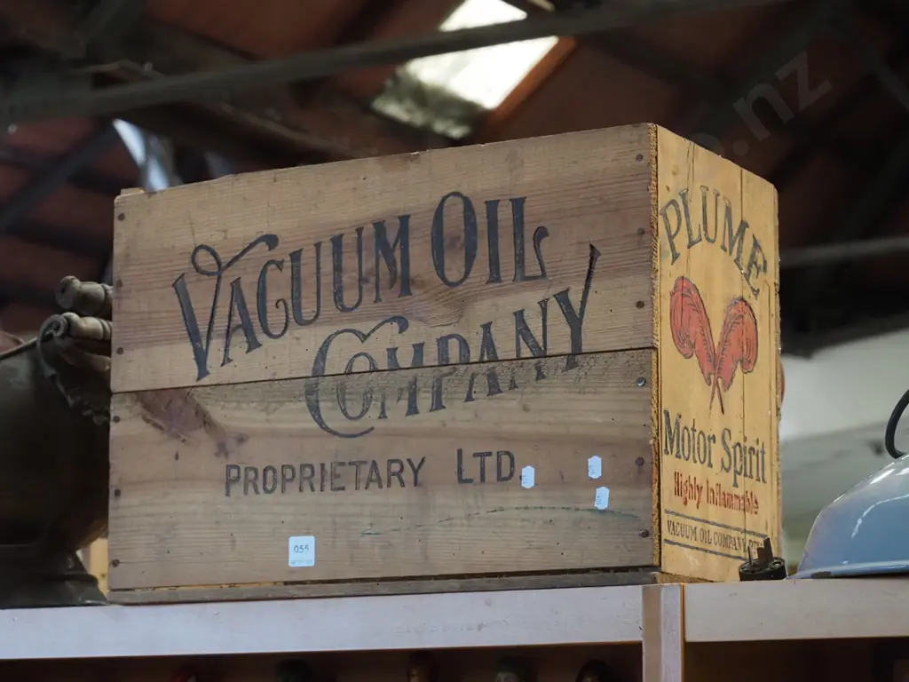 Vacuum  Oil Company wooden crate Image 1++