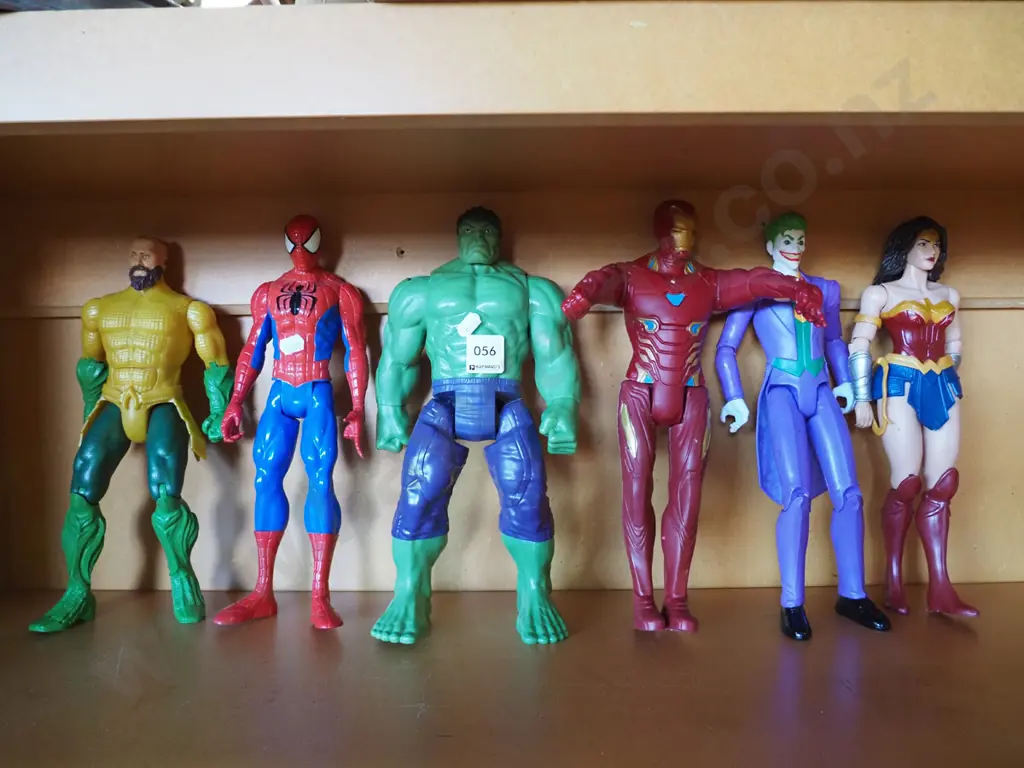 action figurines Image 1++
