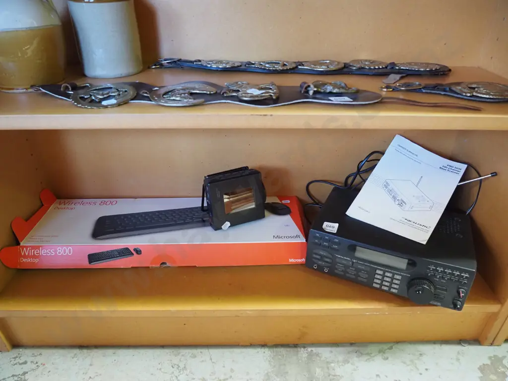 Panasonic portable TV, Microsoft keyboard, Realistic 200 chanel base scanner Image 1++