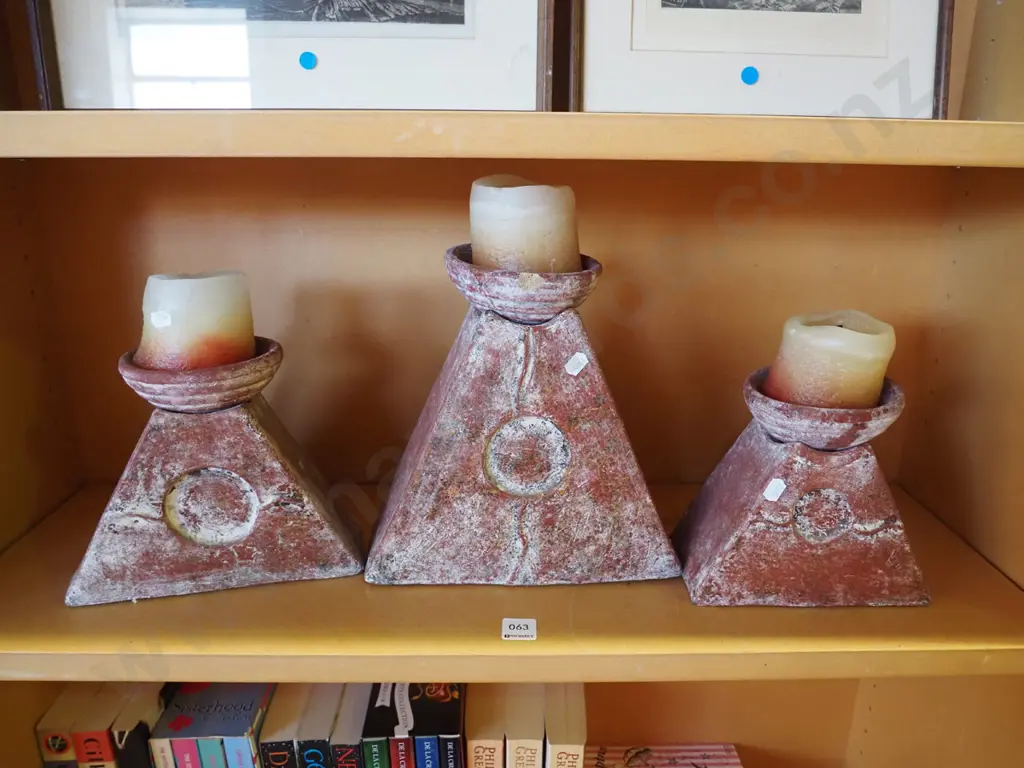 3x pyramid themed candlesticks, large candles Image 1++
