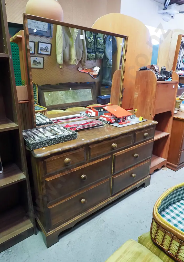 solid pine 7 drawer mirror back dresser H-1470 W-1230 D-400 Image 1++