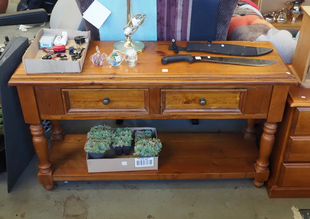 heavy pine 2 drawer hall table H-760 W-1320 D-400 Image 1++