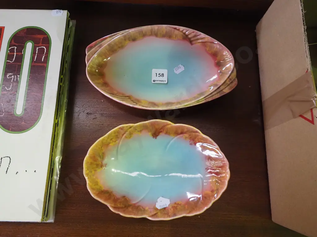 2x Crown Ducal oval dishes Image 1++