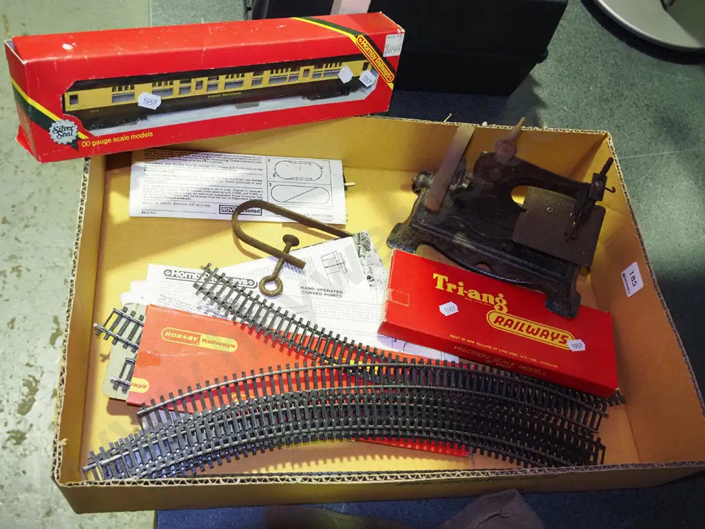box; Triang railway tracks, train carriage, vintage miniature sewing machine Image 1++