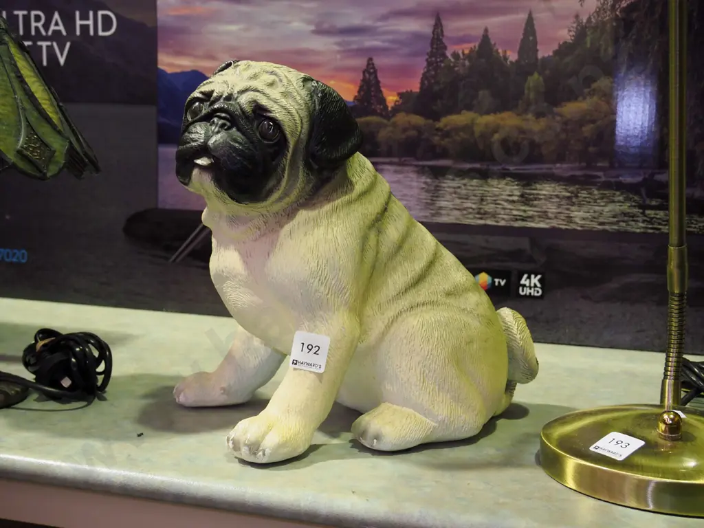 composite dog figurine - slight paint loss H-270 Image 1++