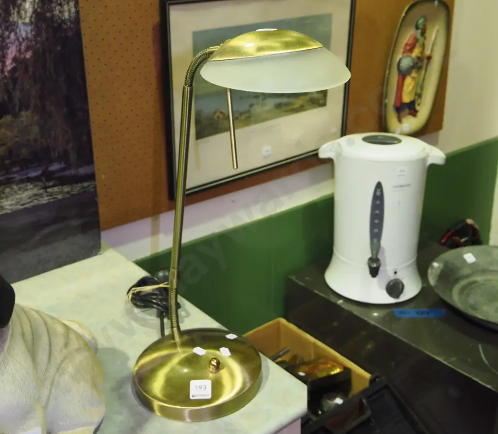 adjustable halogen desk lamp Image 1++