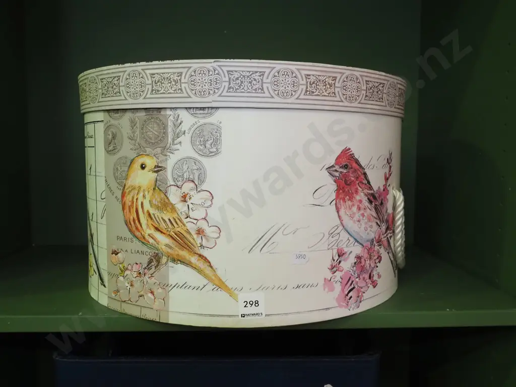 hat box Image 1++