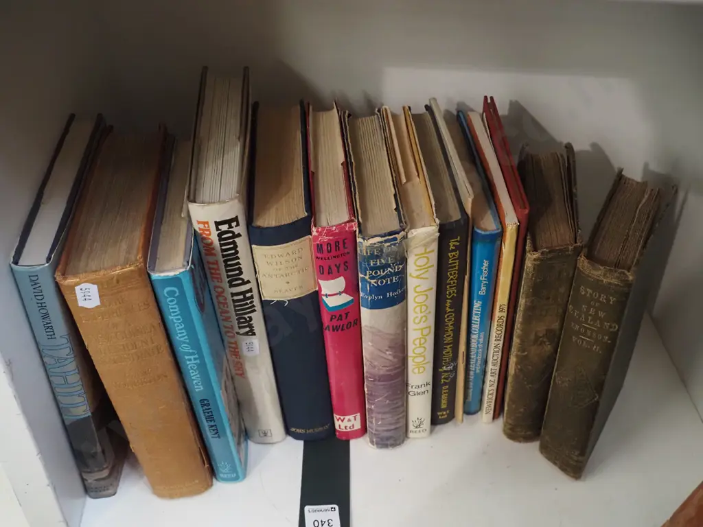 NZ books Image 1++