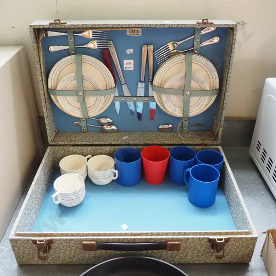 vintage picnic hamper and contents
