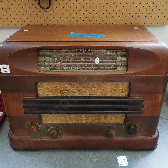 Philco wood cased valve mantle radio