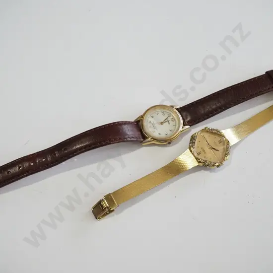 2x wristwatches