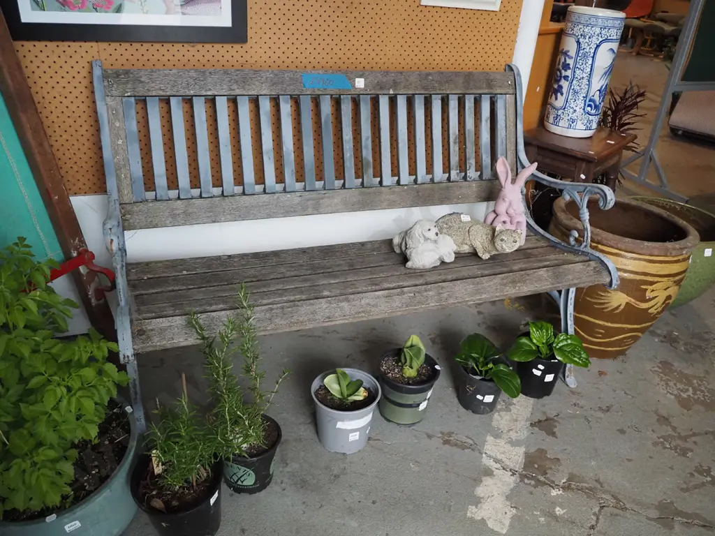 cast metal and wood garden bench seat Image 1++