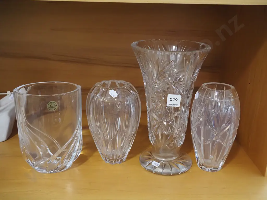 3x cut crystal vases Tallest H-260 Image 1++
