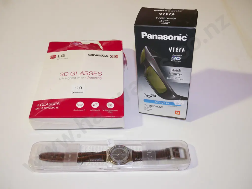 3D TV glasses, Swatch wristwatch Image 1++
