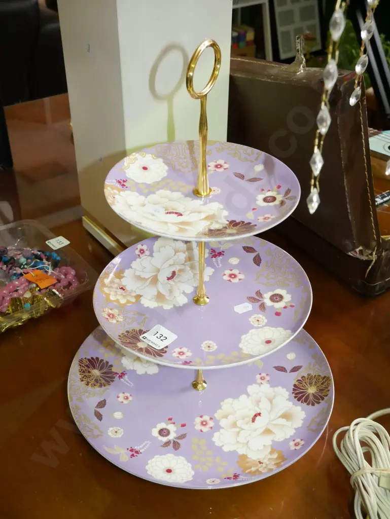 3 tier cake plate Image 1++